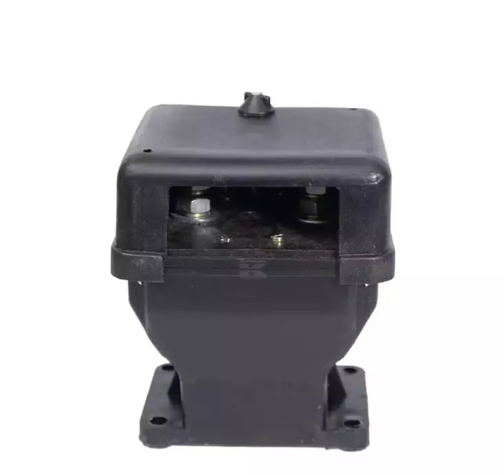 Spänningsomkopplare 12/24 V, passar Ursus - Elsystem - 8719607092937 - 1