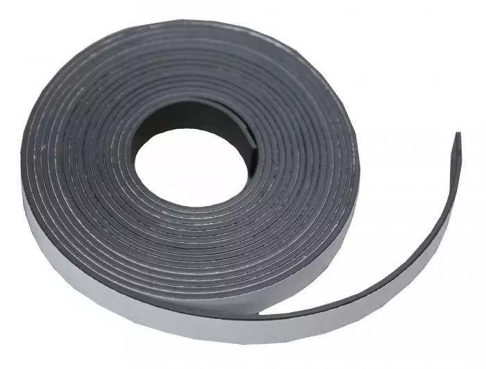 Magnetremsa 12,5 x 3000 mm med tejp - Tejper - 6430074693107 - 1