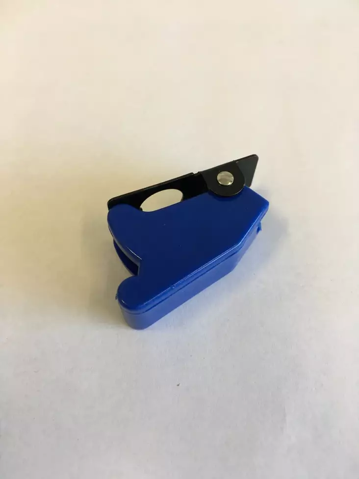 Blå vipuknapps skydd - Bilbelysning och elektriska tillbehör - 6419943371308 - 1