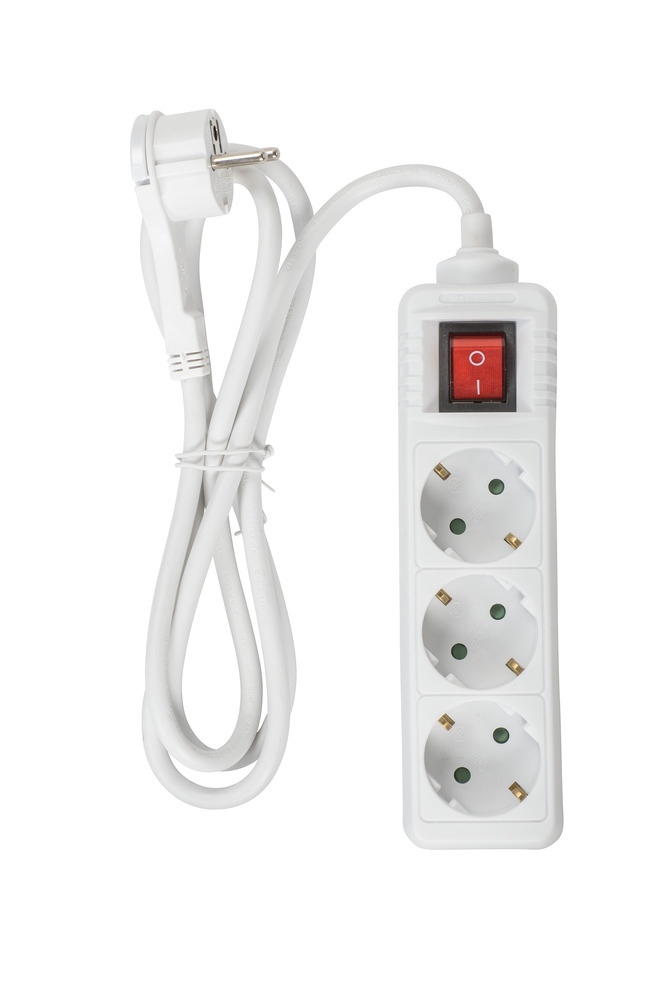 3-delad förlängningssladd + strömbrytare platt 1,4m - Förlängningssladdar - 6435200255839 - 1